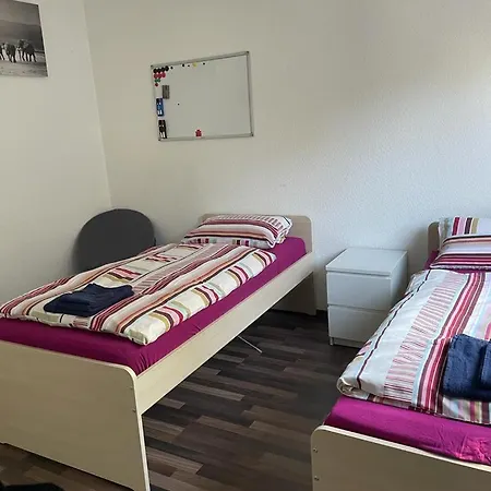 Fuer 13 Personen Mit Garten Hanower