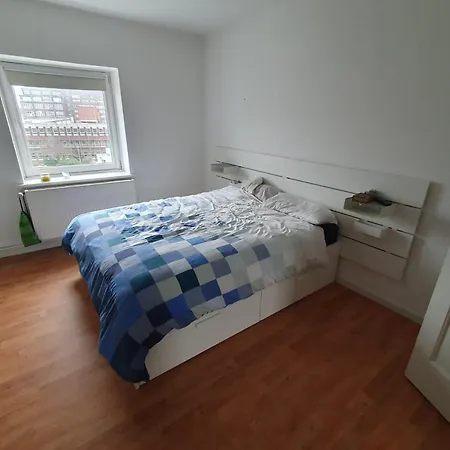 Fuer 13 Personen Mit Garten *